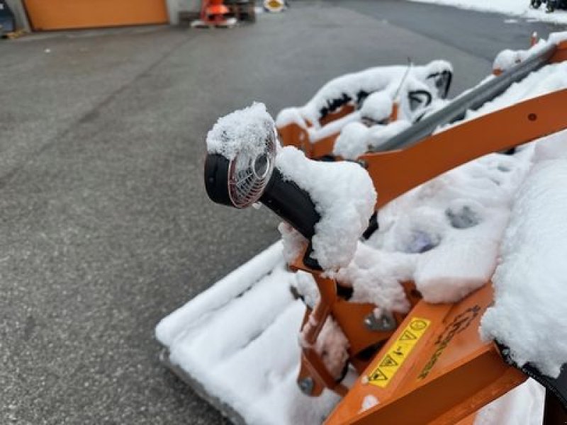 Schneepflug typu Hauer Schneeschild SRS-3L 3200 mit Kuppelplatte, Neumaschine v Tamsweg (Obrázek 10)