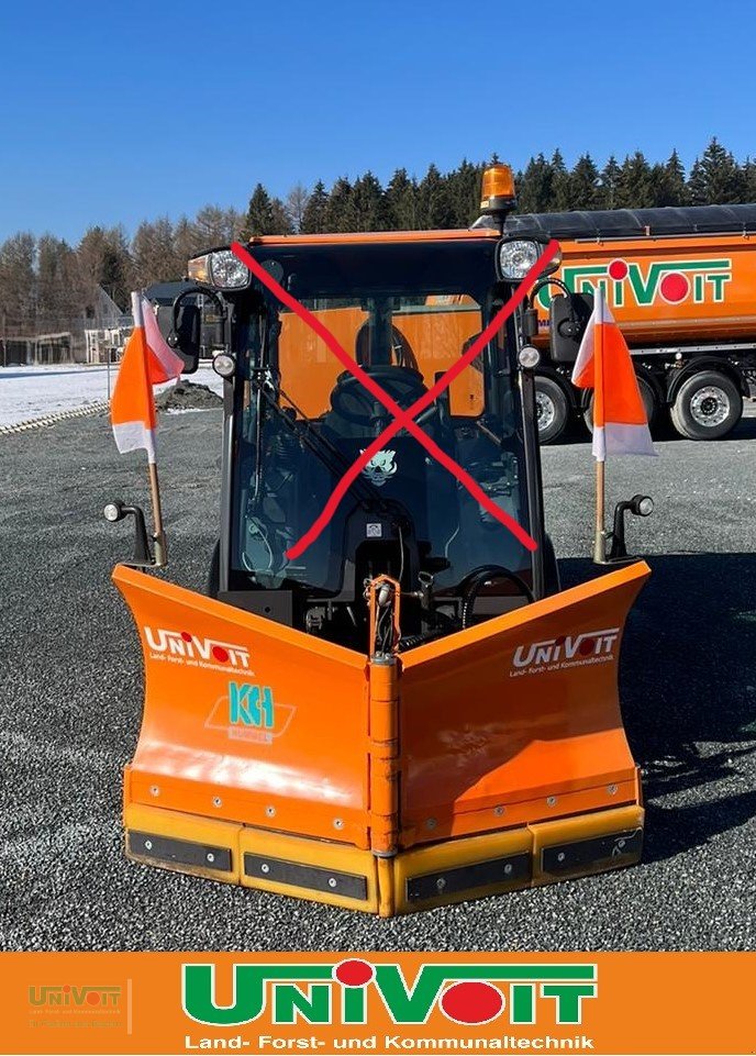 Schneepflug typu Hummel Vario Schneepflug (Federklappen) LF-MH 1700, Gebrauchtmaschine v Warmensteinach (Obrázek 1)
