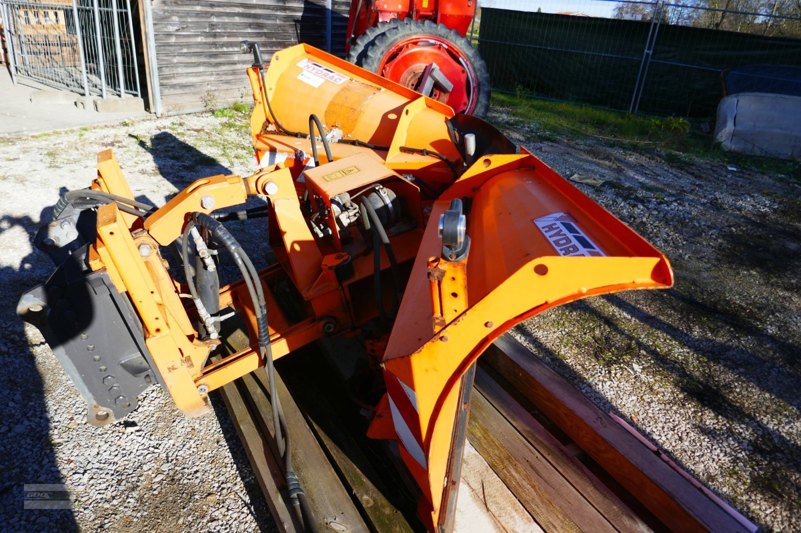 Schneepflug des Typs Hydrac 9 x Winterdienstgeräte zum Blockpreis von 9500 Euro, Gebrauchtmaschine in Langenzenn (Bild 4)
