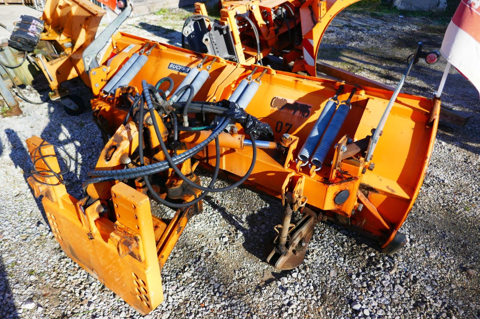 Schneepflug des Typs Hydrac 9 x Winterdienstgeräte zum Blockpreis von 9500 Euro, Gebrauchtmaschine in Langenzenn (Bild 8)