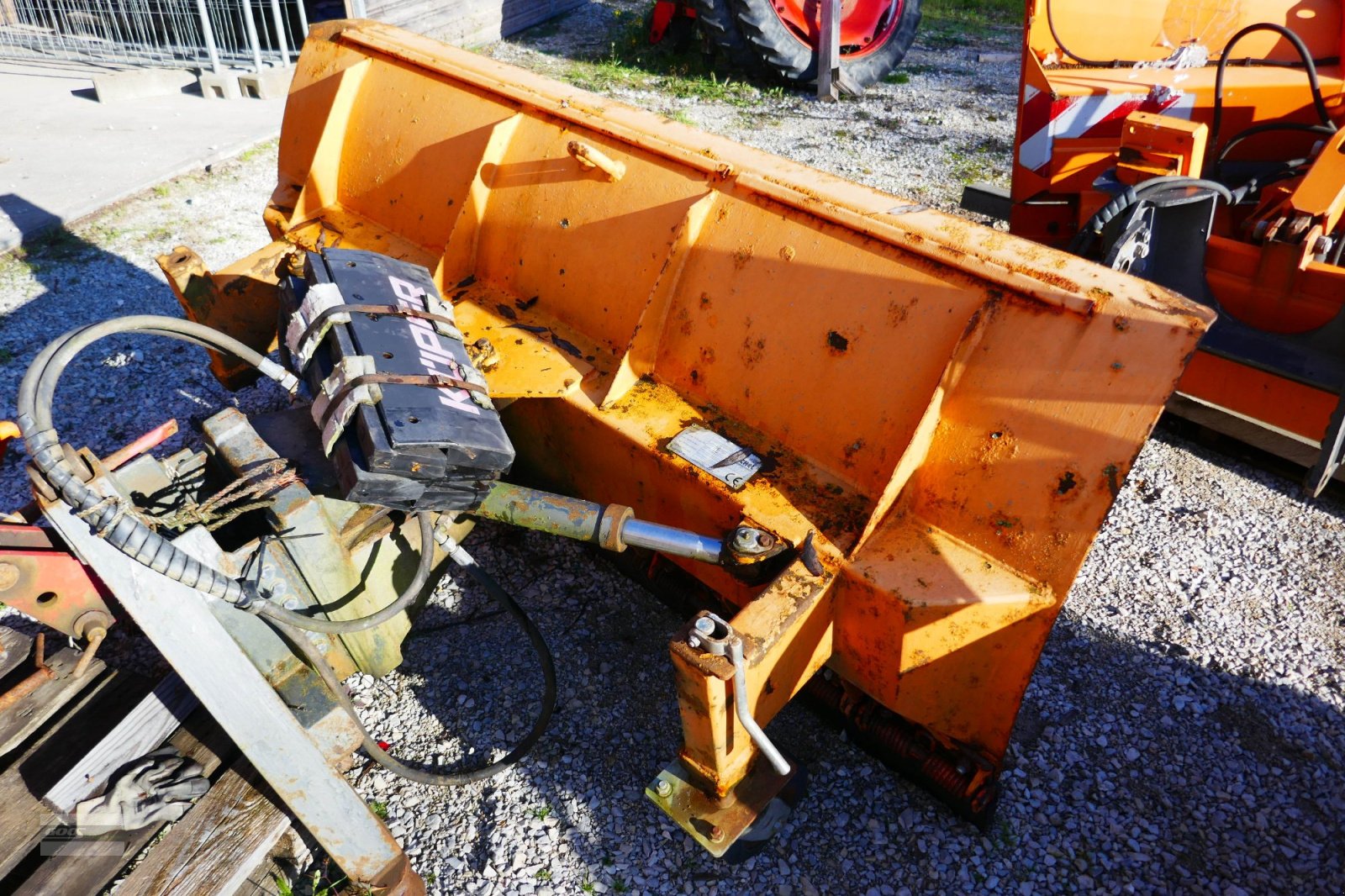 Schneepflug des Typs Hydrac 9 x Winterdienstgeräte zum Blockpreis von 9500 Euro, Gebrauchtmaschine in Langenzenn (Bild 10)