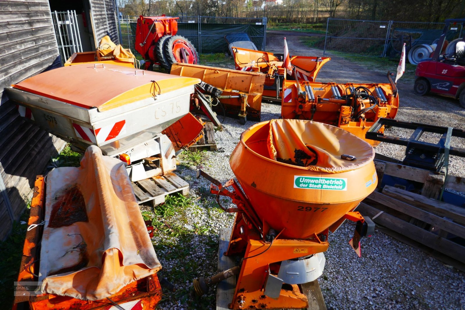 Schneepflug des Typs Hydrac 9 x Winterdienstgeräte zum Blockpreis von 9500 Euro, Gebrauchtmaschine in Langenzenn (Bild 17)