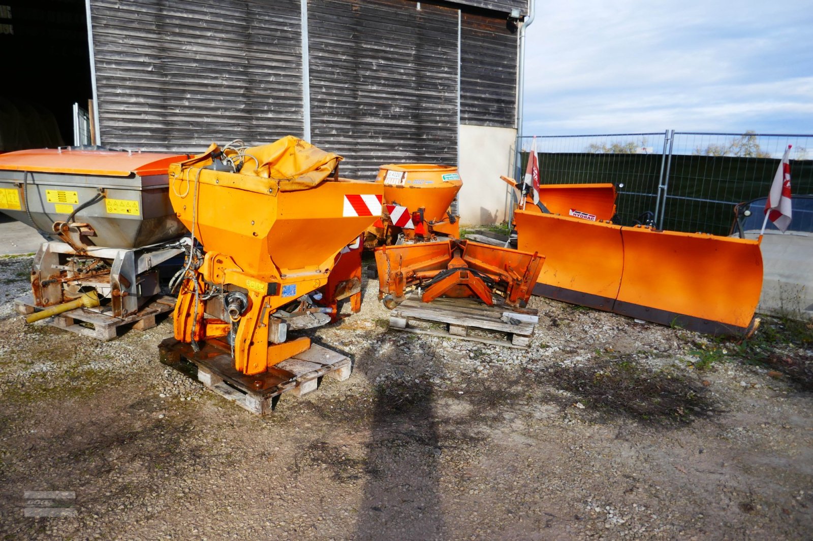 Schneepflug des Typs Hydrac 9 x Winterdienstgeräte zum Blockpreis von 9500 Euro, Gebrauchtmaschine in Langenzenn (Bild 19)