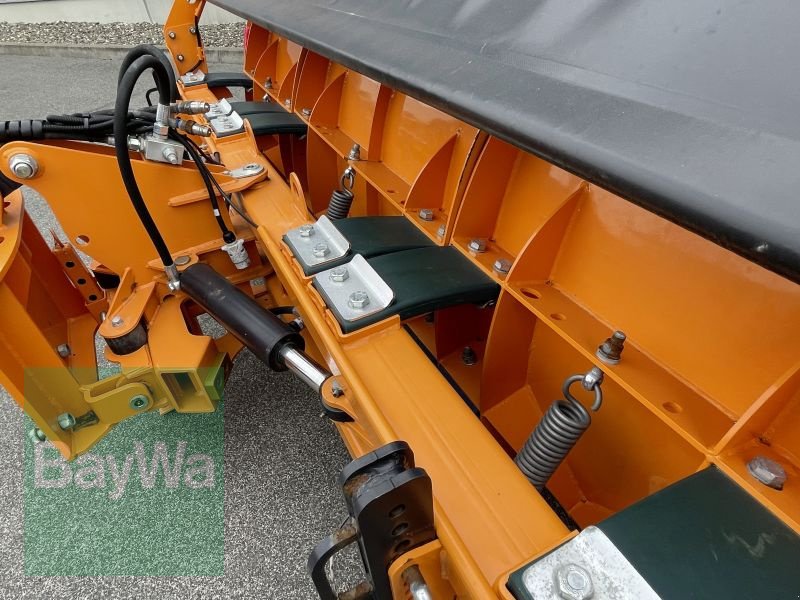 Schneepflug des Typs Hydrac ES-III-300 GT, Gebrauchtmaschine in Bamberg (Bild 5)
