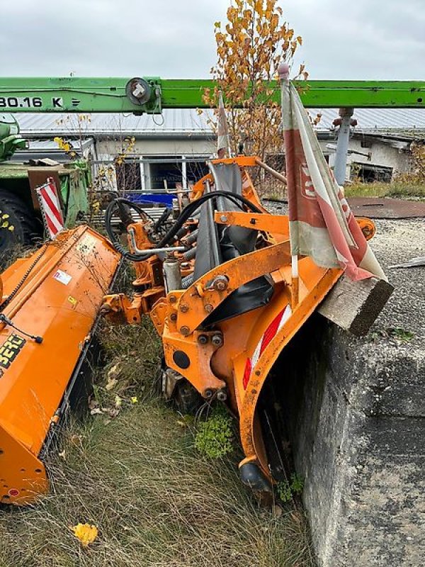 Schneepflug des Typs Hydrac LB III 300, Gebrauchtmaschine in Fürstenstein (Bild 3)