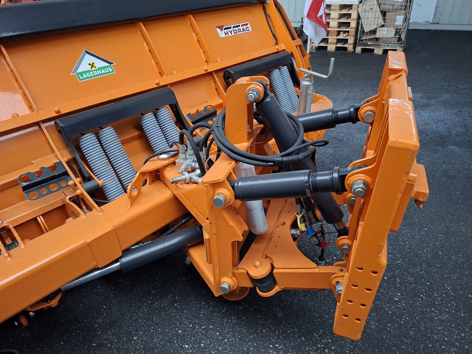 Schneepflug van het type Hydrac Paratec PT III 300, Neumaschine in Bergheim (Foto 7)