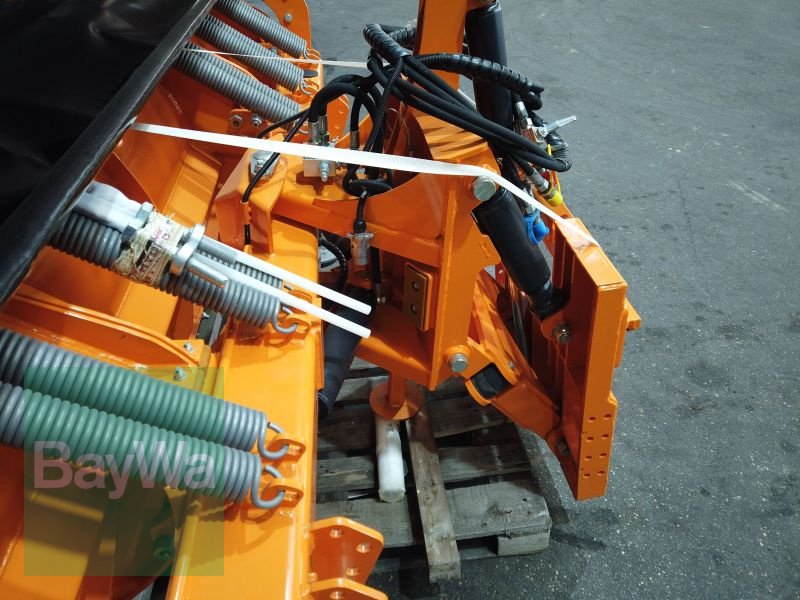 Schneepflug des Typs Hydrac U-III-320-C HYDRAC SCHNEEPFLUG, Gebrauchtmaschine in Erbach (Bild 6)