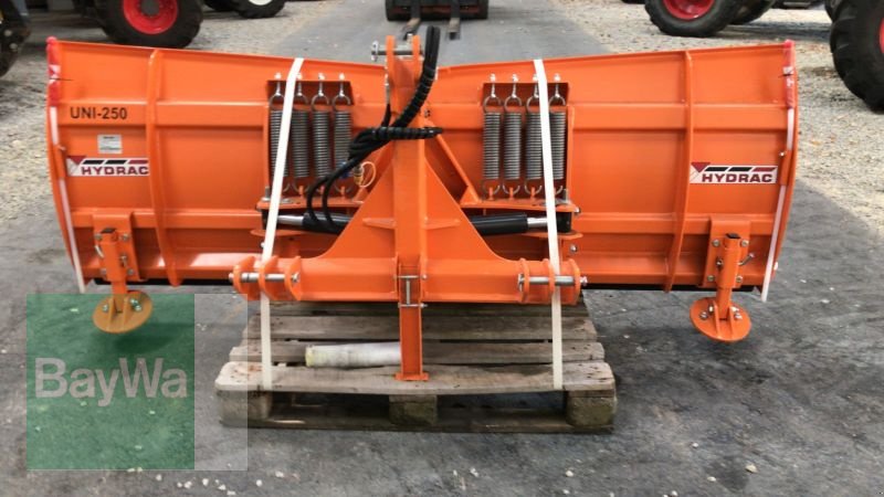 Hydrac UNI-250, Gebrauchtmaschine, Baujahr: 2023 (Bild 8) Schneepflug des Typs Hydrac UNI-250, Gebrauchtmaschine in Mindelheim (Bild 8)