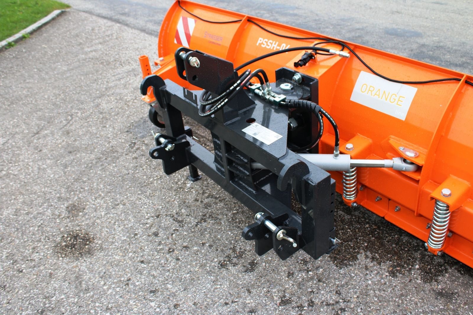 Schneepflug of the type InterTech Schneepflug, Schneeschild PSSH04, 3,0m, Neumaschine in Neukirchen am Walde  (Picture 13)