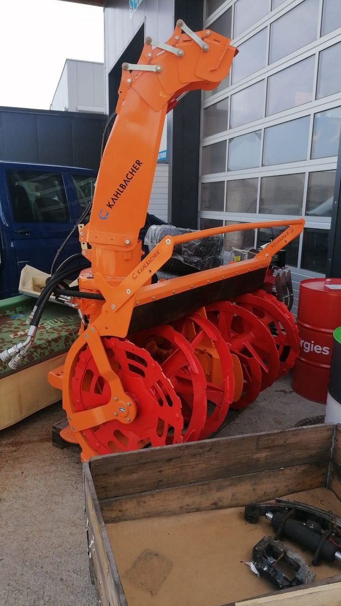 Schneepflug des Typs Kahlbacher KFS 750/1500 L/HY, Neumaschine in Hopfgarten (Bild 1)