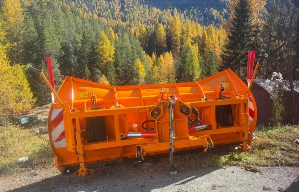 Schneepflug typu Kahlbacher Praxos 250, Gebrauchtmaschine v Landquart (Obrázek 2)