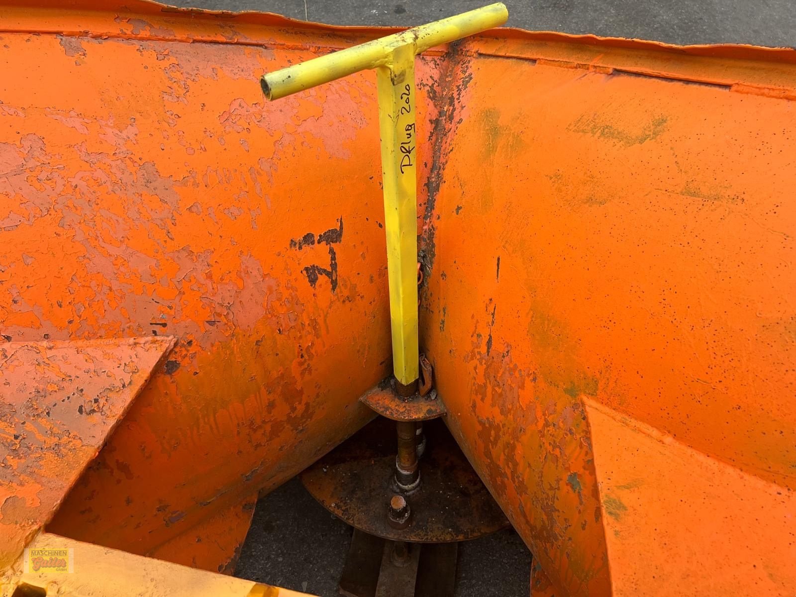 Schneepflug of the type Kahlbacher Spitzpflug mit Dreipunkt-Anbaubock, Gebrauchtmaschine in Kötschach (Picture 11)