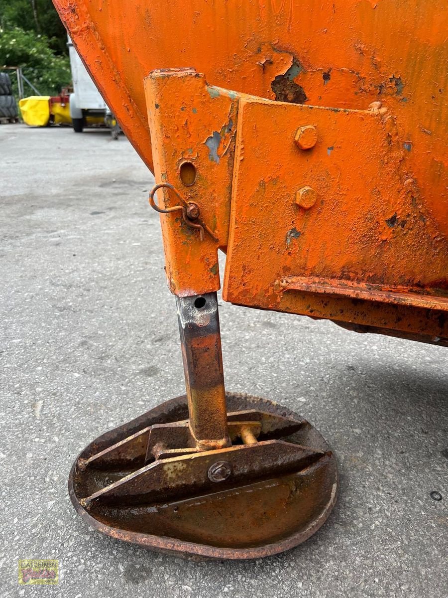 Schneepflug of the type Kahlbacher Spitzpflug mit Dreipunkt-Anbaubock, Gebrauchtmaschine in Kötschach (Picture 9)