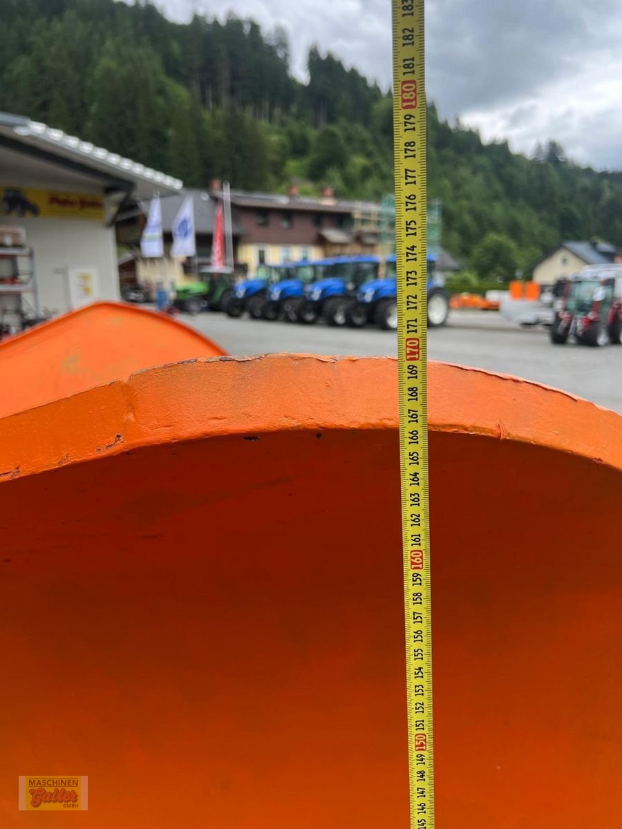 Schneepflug of the type Kahlbacher Spitzpflug mit Dreipunkt-Anbaubock, Gebrauchtmaschine in Kötschach (Picture 17)