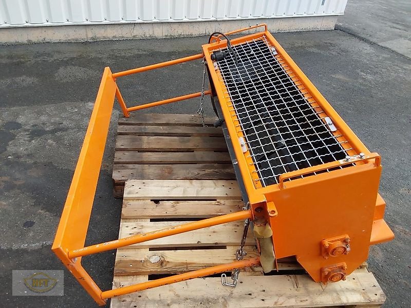 Schneepflug des Typs KIF B400 für z.B. Multicar, Pritschenfahrzeuge, Vorführmaschine in Mühlhausen-Görmar (Bild 2)