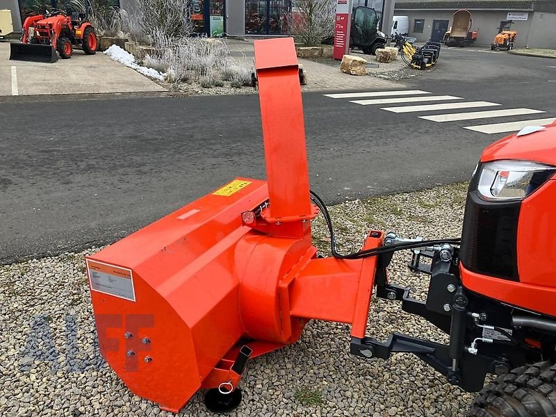 Schneepflug des Typs Kubota KOVA L1101 WA, Neumaschine in Bitburg-Flugplatz (Bild 2)