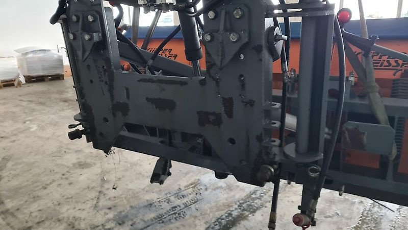 Schneepflug van het type Küpper Weisser Schneepflug MF2,4, Gebrauchtmaschine in Fürstenstein (Foto 4)