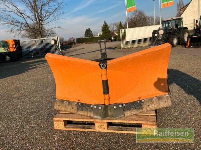 Schneepflug des Typs Kugelmann Vario Schneeräumschi, Gebrauchtmaschine in Bühl (Bild 2)