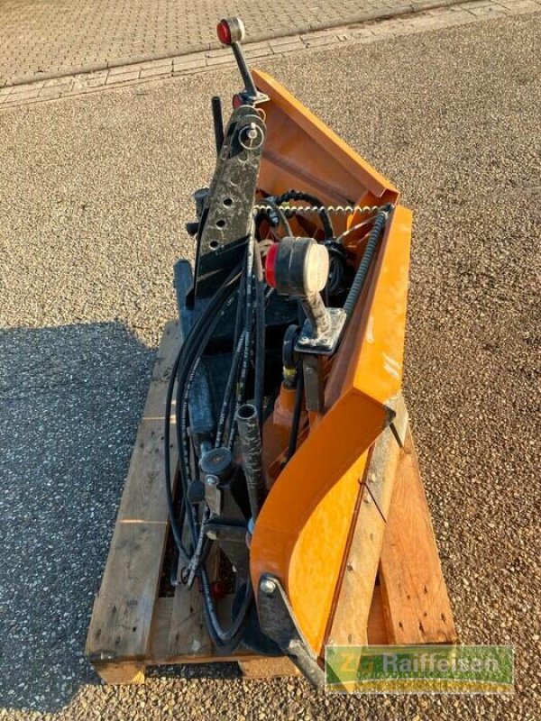 Schneepflug des Typs Kugelmann Vario Schneeräumschi, Gebrauchtmaschine in Bühl (Bild 4)