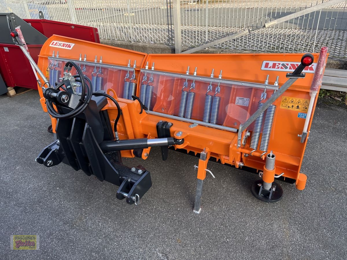 Schneepflug des Typs Lesnik Schneepflug SPH T30 mit Dreipunktanbau, Neumaschine in Kötschach (Bild 10)