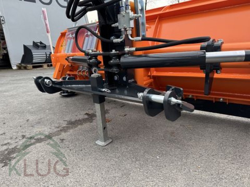 Schneepflug des Typs Lesnik SPA T28 Schneepflug, Neumaschine in Pirching am Traubenberg (Bild 3)