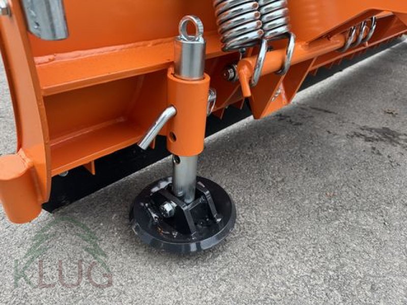 Schneepflug des Typs Lesnik SPA T28 Schneepflug, Neumaschine in Pirching am Traubenberg (Bild 8)