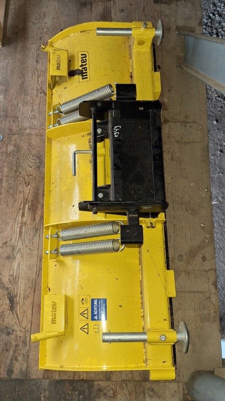 Schneepflug des Typs Matev SRM-FB 150 JD, Ausstellungsmaschine in Eichberg (Bild 5)