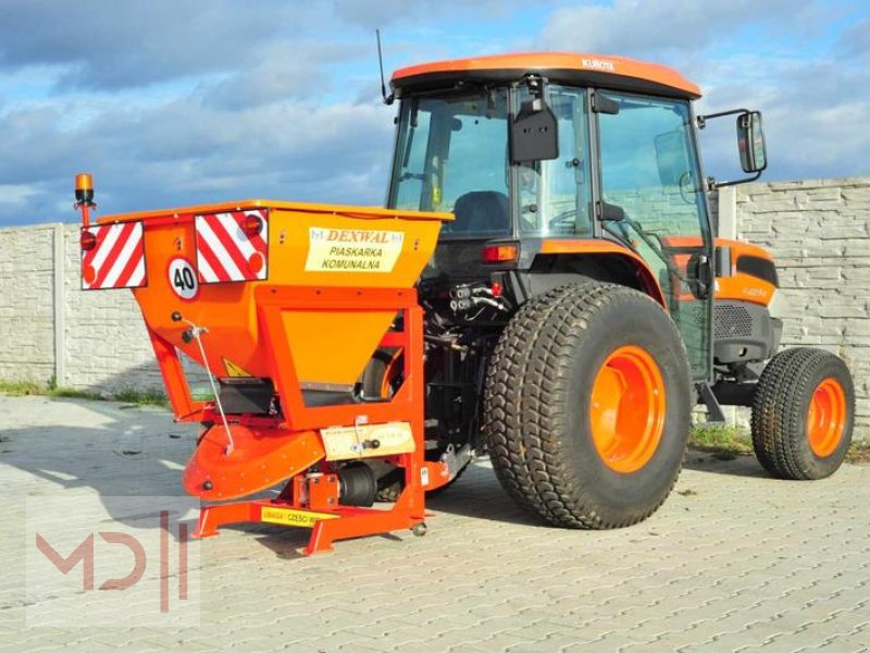 Schneepflug van het type MD Landmaschinen DX  Salz/Sandstreuer  Wibro, Neumaschine in Zeven (Foto 1)