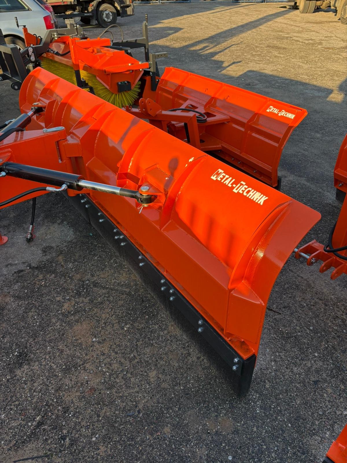 Schneepflug des Typs Metal Technik Schneeschild / snow plow, Neumaschine in Michałowo (Bild 8)