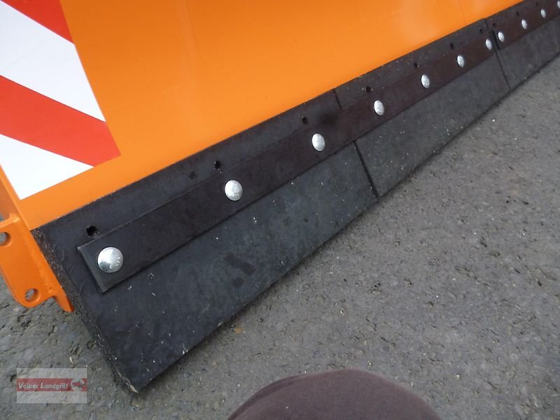 Schneepflug van het type PRONAR PU 2600 Schneeschild, Neumaschine in Ostheim/Rhön (Foto 6)