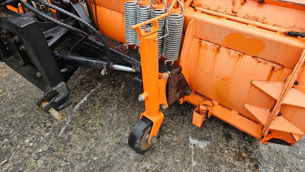 Schneepflug типа PRONAR PU-3300, Gebrauchtmaschine в Altendorf (Фотография 2)