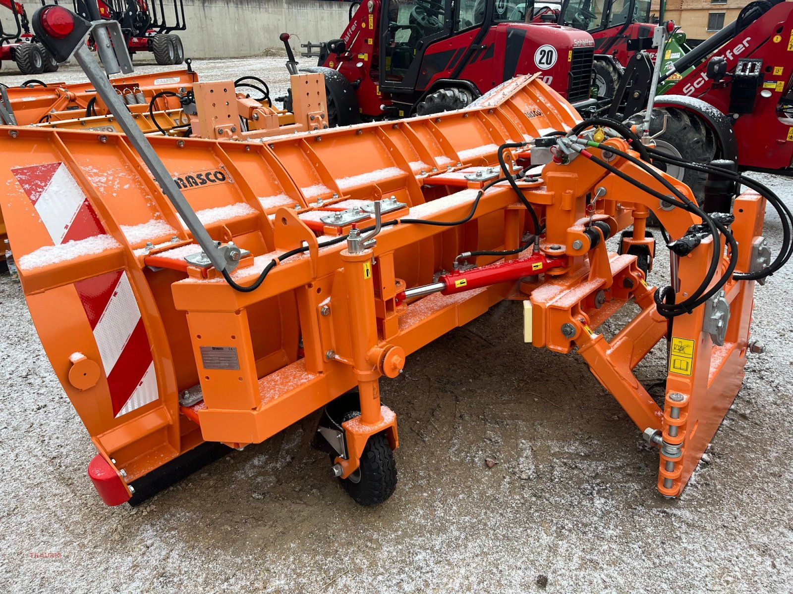 Schneepflug des Typs Rasco Mosor 3,2, Neumaschine in Mainburg/Wambach (Bild 3)