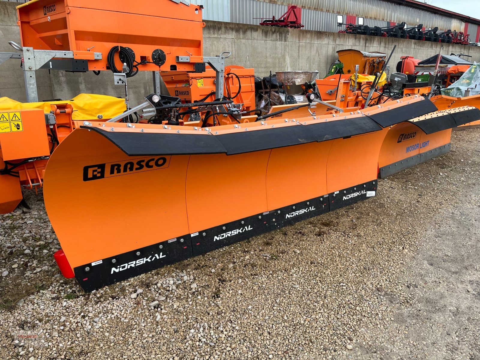 Schneepflug del tipo Rasco Mosor 3,2, Neumaschine en Mainburg/Wambach (Imagen 2)