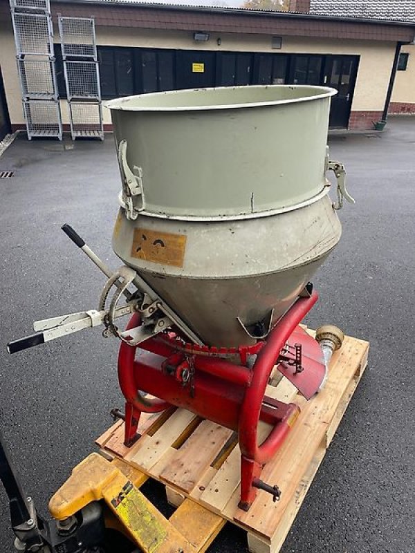 Schneepflug tip Rauch WB Streuer Salz / Splitstreuer Düngerstreuer - sehr guter Zustand - Versand möglich, Gebrauchtmaschine in Niedernhausen OT Engenhahn (Poză 7)