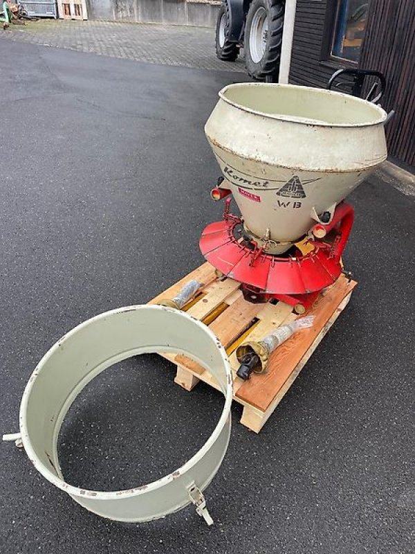 Schneepflug tip Rauch WB Streuer Salz / Splitstreuer Düngerstreuer - sehr guter Zustand - Versand möglich, Gebrauchtmaschine in Niedernhausen OT Engenhahn (Poză 2)