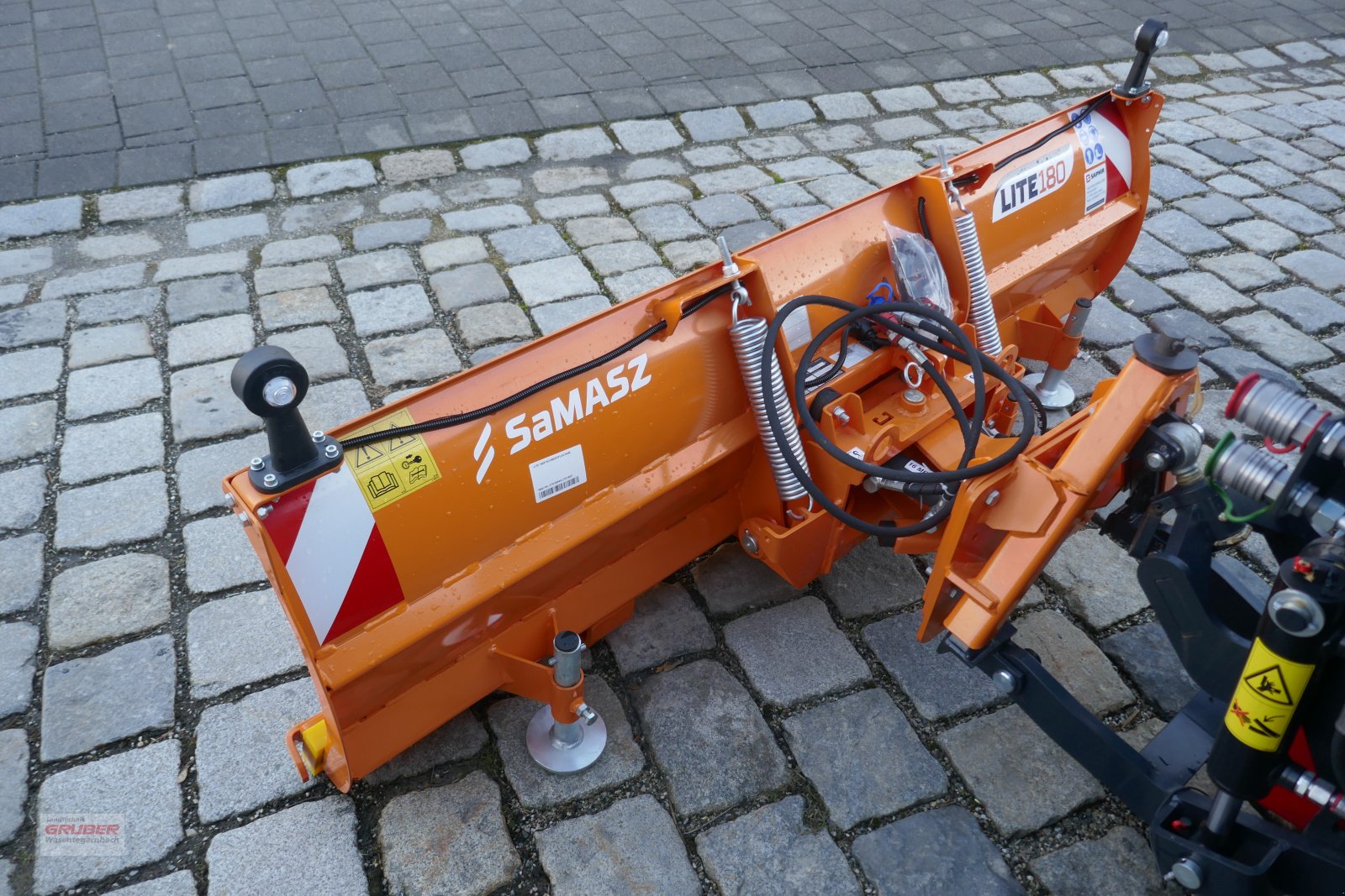 Schneepflug des Typs SaMASZ Lite 180-> PU Leisten, Neumaschine in Dorfen (Bild 3)