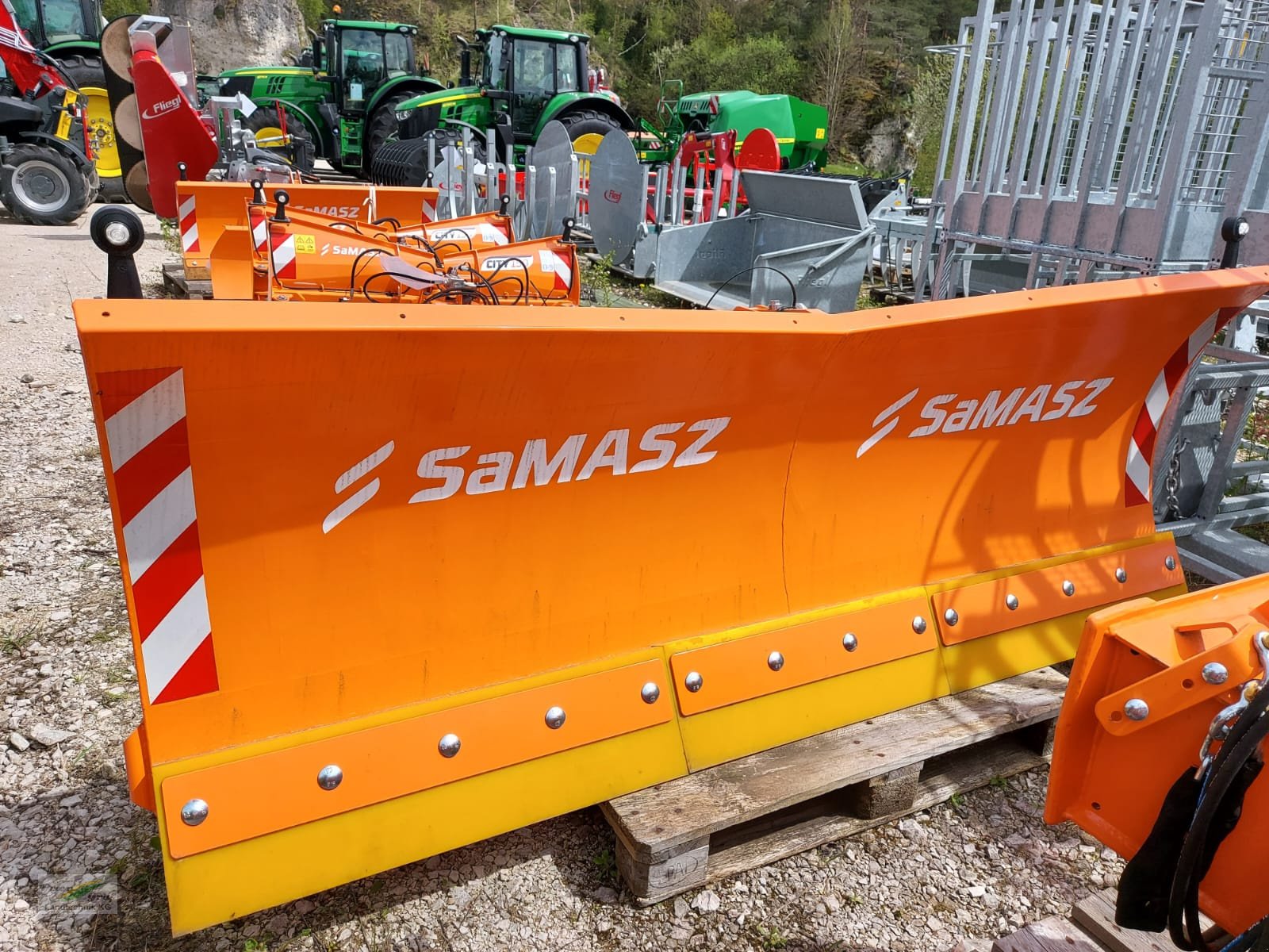 Schneepflug of the type SaMASZ Schneepflug RAM250 Dreipunkt KAT2, Neumaschine in Pegnitz-Bronn (Picture 1)