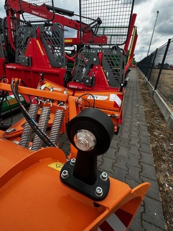 Schneepflug des Typs SaMASZ UNI 180 BRG, Neumaschine in Mrągowo (Bild 4)