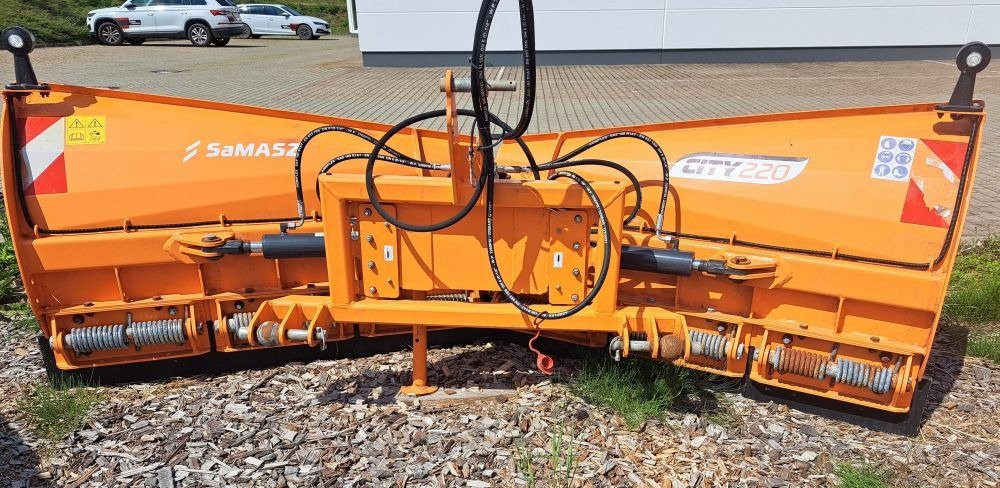 Schneepflug des Typs SaMASZ Vario City 220, Gebrauchtmaschine in Freiberg (Bild 3)