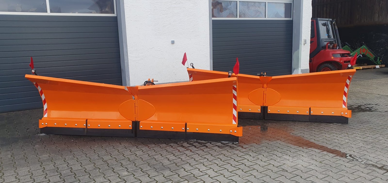 Schneepflug des Typs SaMASZ Vario Schneepflug - Altpreisliche - Sonderpreis, Neumaschine in Bogen (Bild 1)