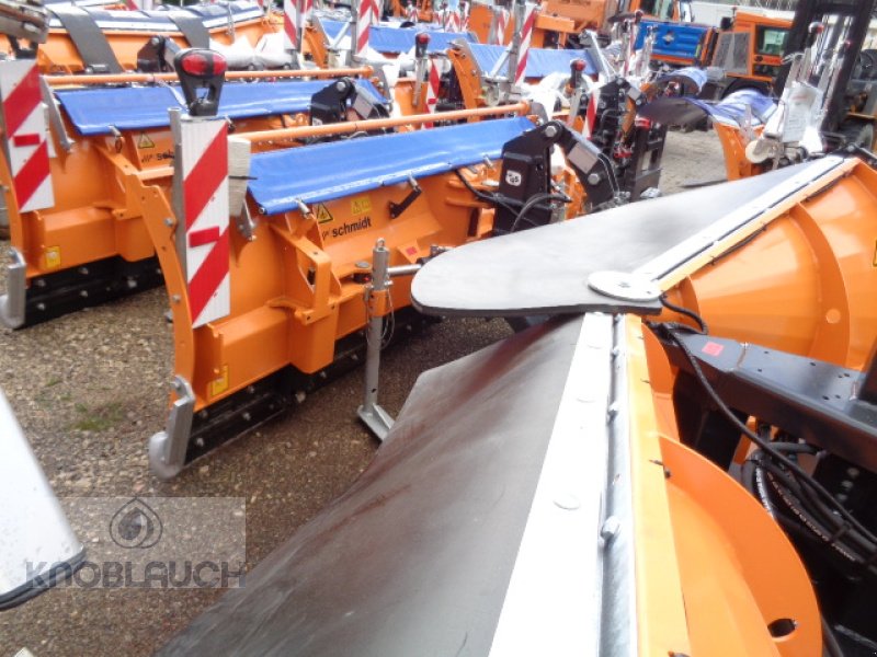 Schneepflug des Typs Schmidt KL-V 28, Neumaschine in Immendingen (Bild 2)