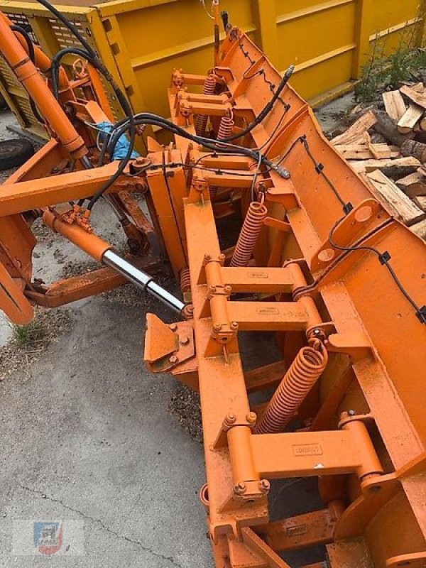 Schneepflug typu Schmidt Schneeschild 3 Meter Sehr guter Zustand, Gebrauchtmaschine v Fitzen (Obrázek 10)
