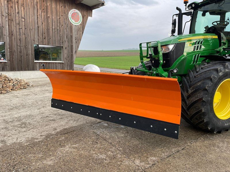 Schneepflug Türe ait Sonstige 3000, Neumaschine içinde Schwarzhäusern (resim 1)