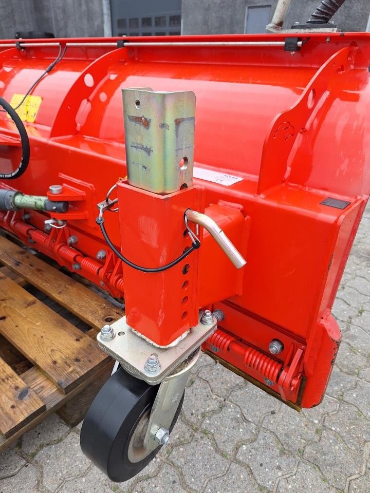 Schneepflug des Typs Sonstige ADLER 240 SKRABEBLAD, Gebrauchtmaschine in Maribo (Bild 4)