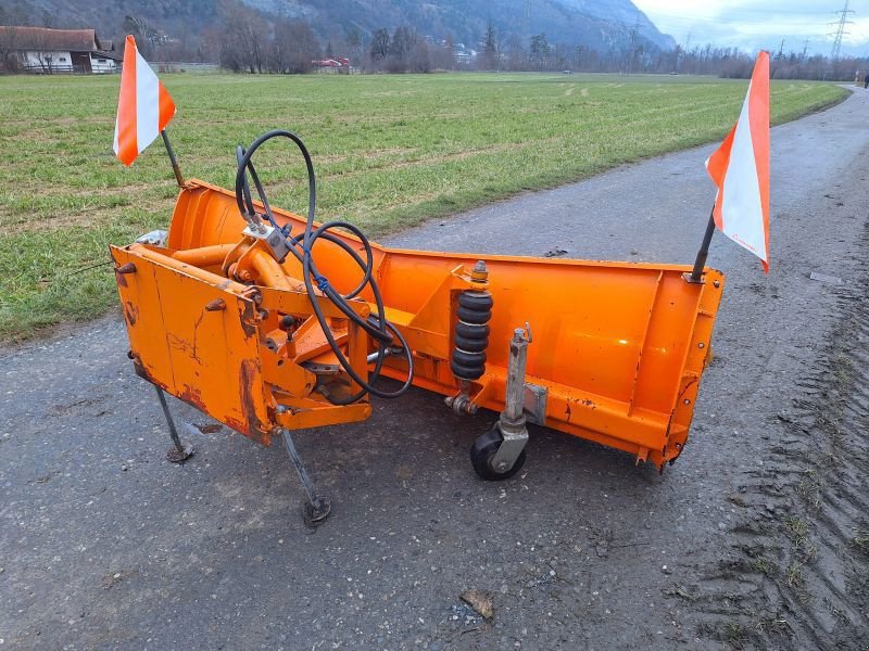 Schneepflug des Typs Sonstige G10-240-1 Schneepflug, Gebrauchtmaschine in Chur (Bild 3)
