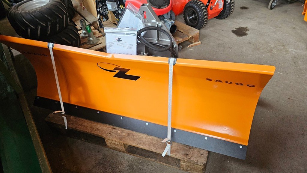 Schneepflug des Typs Sonstige G3-160, Neumaschine in Altendorf (Bild 1)