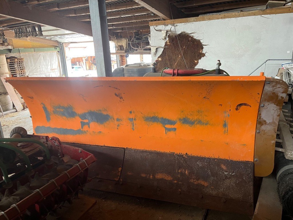 Schneepflug des Typs Sonstige G33-260-2, Gebrauchtmaschine in Helgisried (Bild 1)