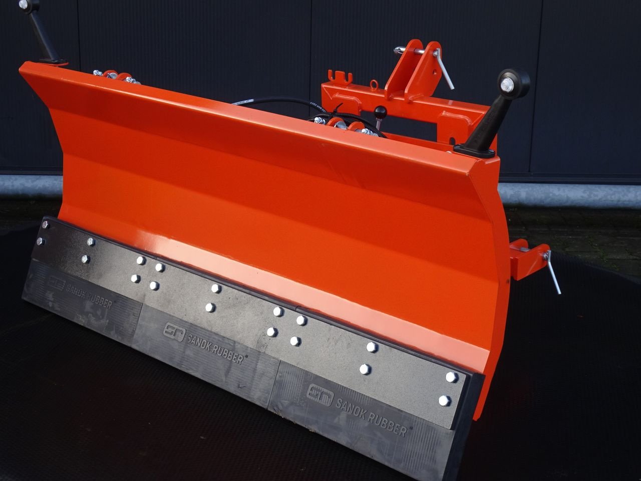 Schneepflug des Typs Sonstige Hofstede / Metal Technik Compact sneeuwschuif, Neumaschine in Staphorst (Bild 3)