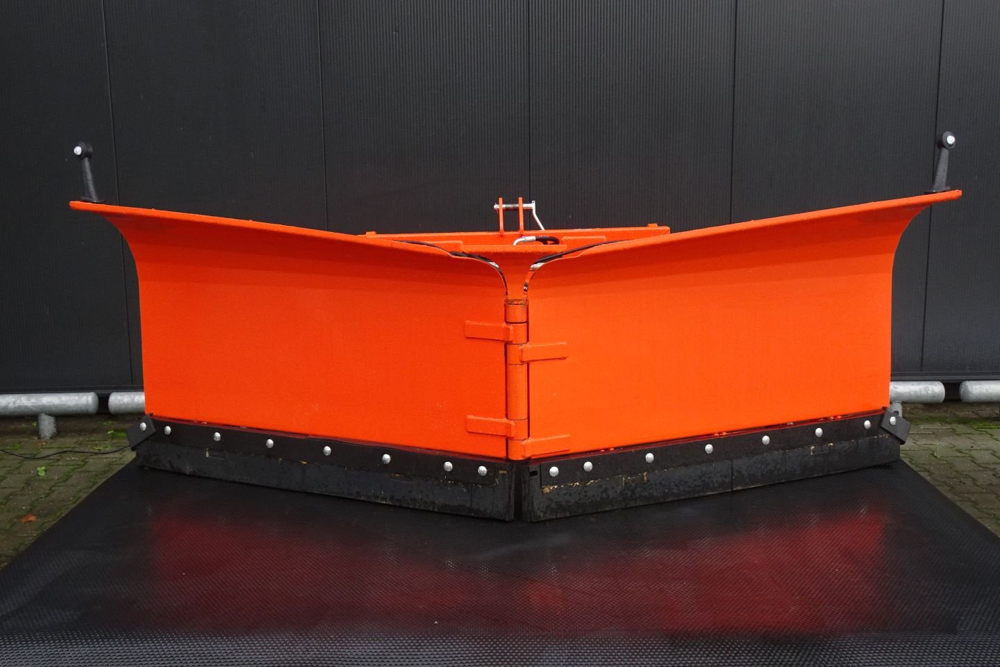 Schneepflug des Typs Sonstige Hofstede Sneeuwschuif 2.6 veerbev recht, Neumaschine in Staphorst (Bild 3)