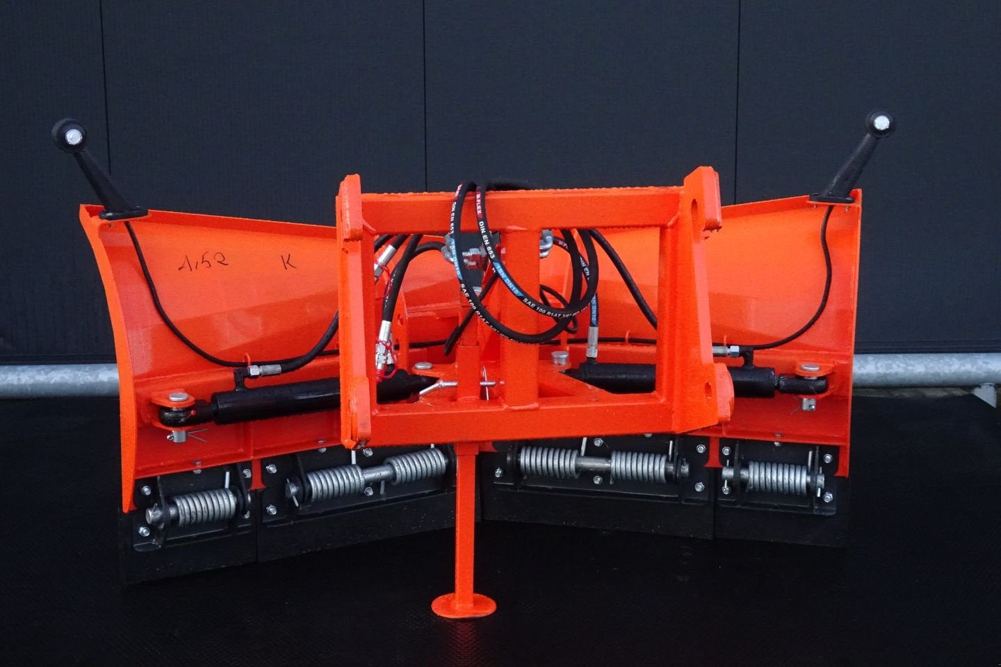 Schneepflug des Typs Sonstige Hofstede Sneeuwschuif 3.0M middel, Neumaschine in Staphorst (Bild 8)